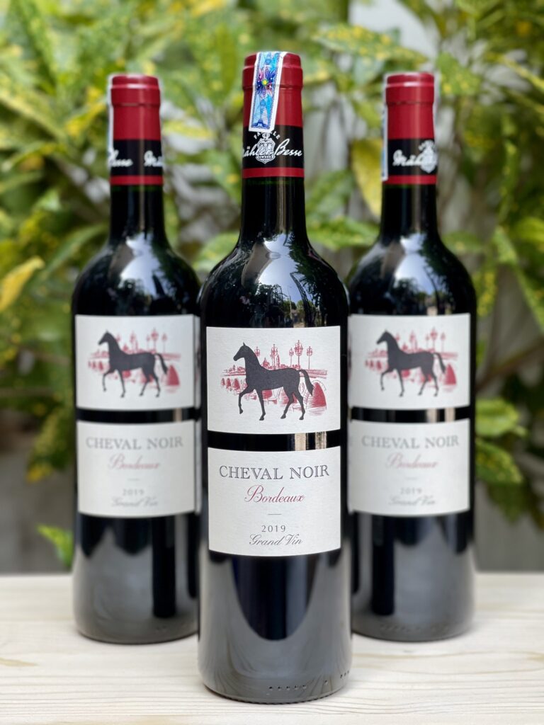 Rượu Vang Pháp Cheval Noir Grand Vin