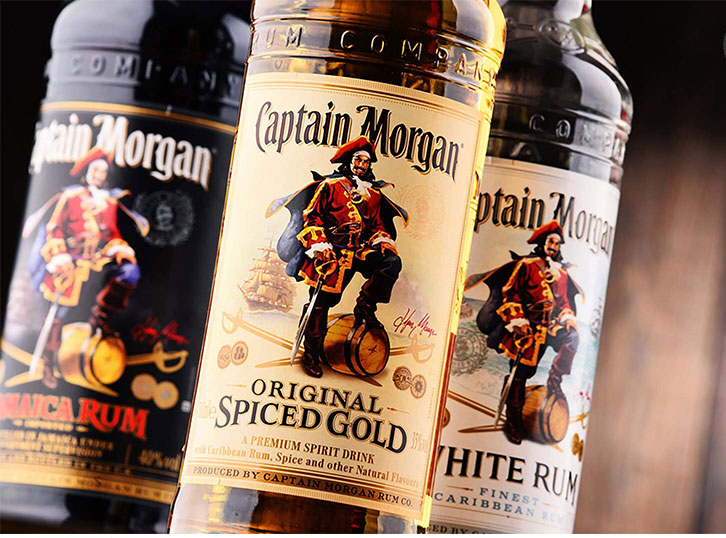 Rượu Captain Morgan Black