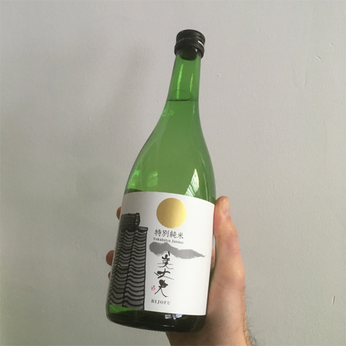 Sake Bijofu Tokubetsu Junmai 15% 720ml