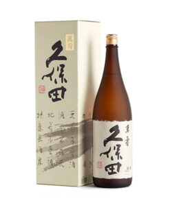 Sake Kubota Manju 15% 750ml (1)