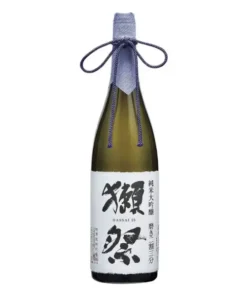 sake dassai 23 (wooden box) 1800ml