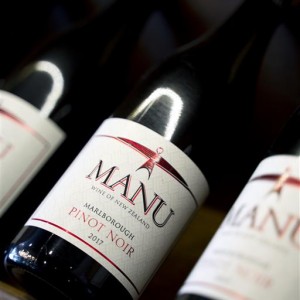 rượu vang manu pinot noir-1