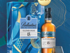 Ballantine's 15 Năm The Glenburgie - Hộp Quà Tết 2023