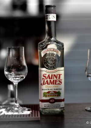 Rượu Saint James Agricole Blanc