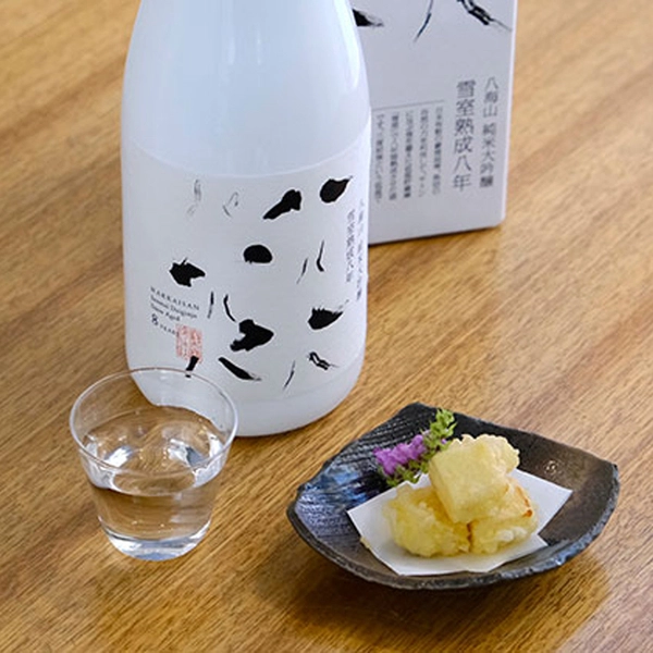 Rượu Sake Nhật Junmai Daiginjo Hakkaisan 8 Năm 17% - 720ml