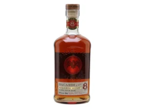 Bacardi 8 năm reserva ocho