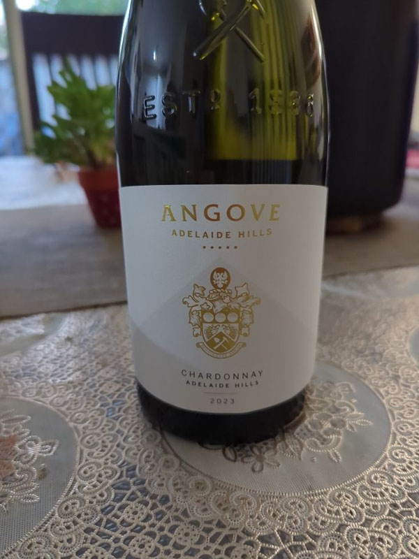 Family crest chardonnay Family crest chardonnay