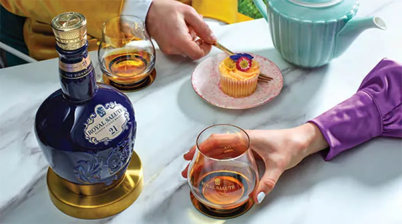 royal salute 21 signature blend hộp quà tết 2026 royal salute 21 signature blend hộp quà tết 2026