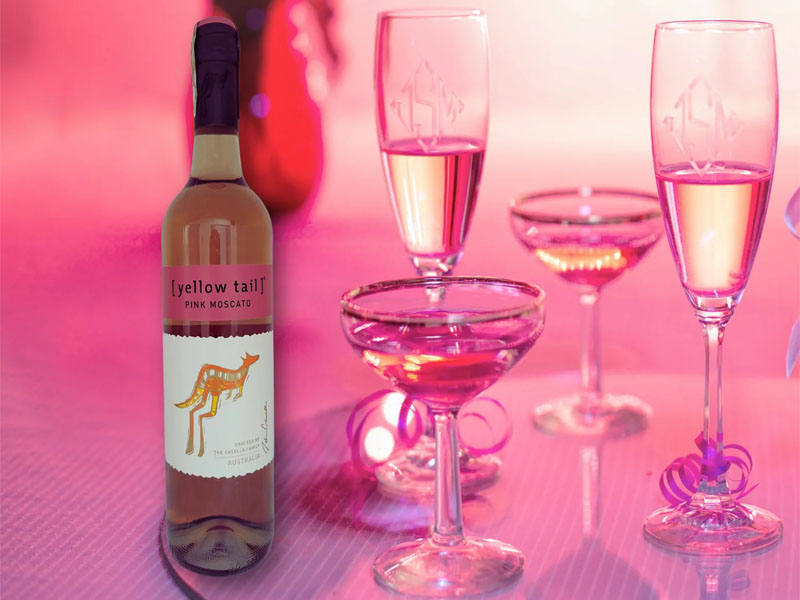 Rượu vang yellow tail pink moscato Rượu vang yellow tail pink moscato