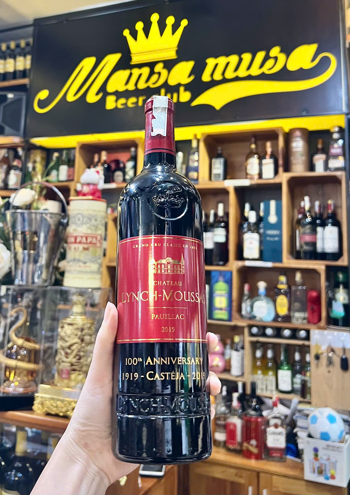 Tại sao rượu vang château lynch moussas 2019 lại hot đến vậy? Tại sao rượu vang château lynch moussas 2019 lại hot đến vậy?