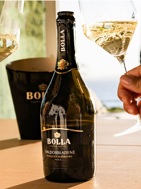 bolla prosecco valdobbiadene docg superiore extra dry 
