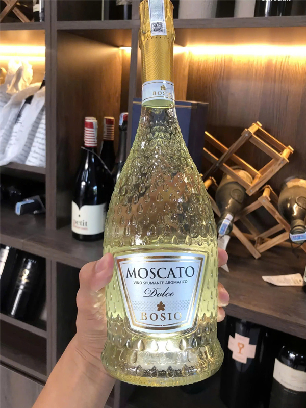 bosio moscato d'asti docg 
