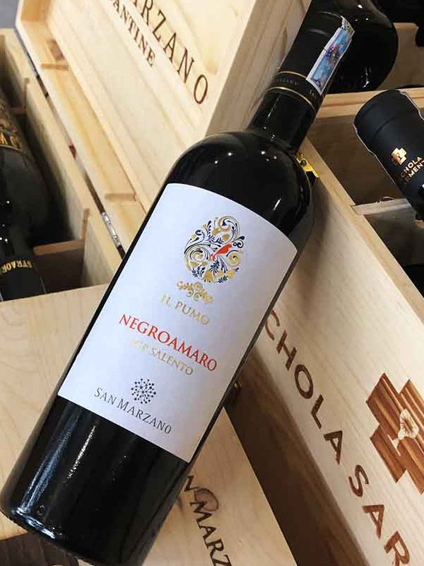 Il pumo negroamaro salento igp, cantine san marzano