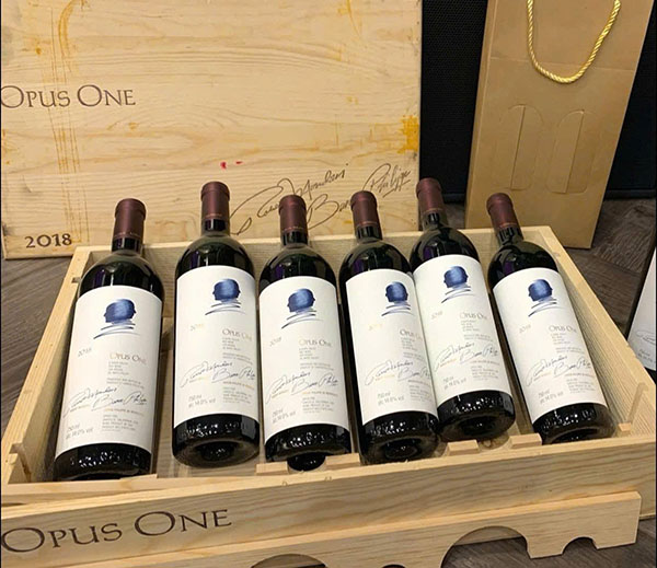 phân loại rượu vang nhập khẩu: đỏ, trắng và giá rẻ