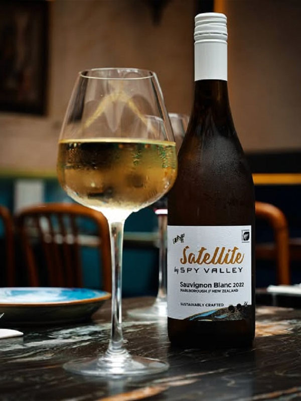 rượu satellite sauvignon blanc