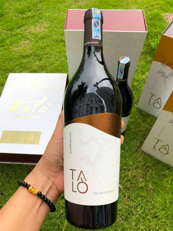 Talò negroamaro salento igp, cantine san marzano Talò negroamaro salento igp, cantine san marzano