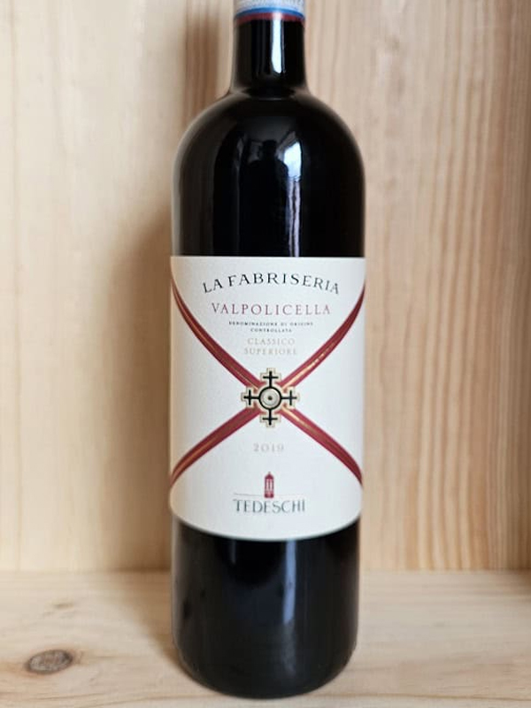 tedeschi la fabriseria, valpolicella doc classico ,superiore 
