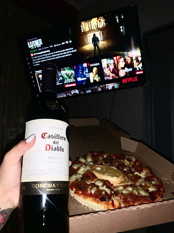 thưởng thức rượu vang nhập khẩu giá rẻ đúng cách