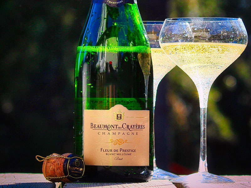 rượu vang champagne beaumont des crayères fleur de prestige blanc millésimé brut rượu vang champagne beaumont des crayères fleur de prestige blanc millésimé brut