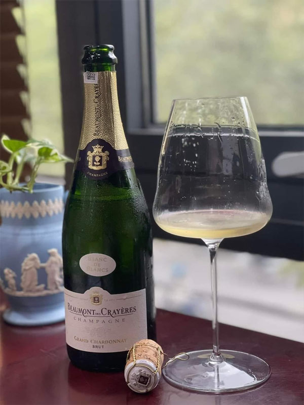 rượu vang champagne beaumont des crayères grand chardonnay brut rượu vang champagne beaumont des crayères grand chardonnay brut