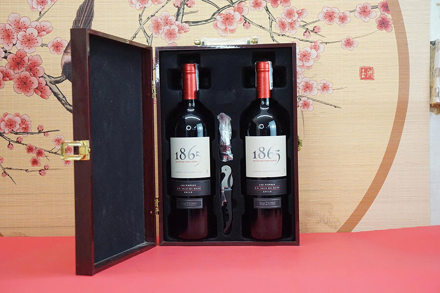 hộp quà tết 2026 rượu vang chile ms052