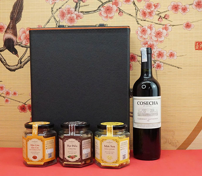 hộp quà tết 2026 – rượu vang chile ms108 hộp quà tết 2026 – rượu vang chile ms108