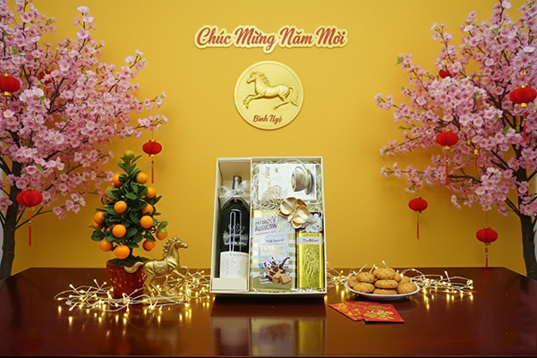 hộp quà tết 2026 rượu vang ý ms005