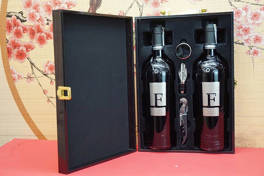 hộp quà tết 2026 rượu vang ý ms044