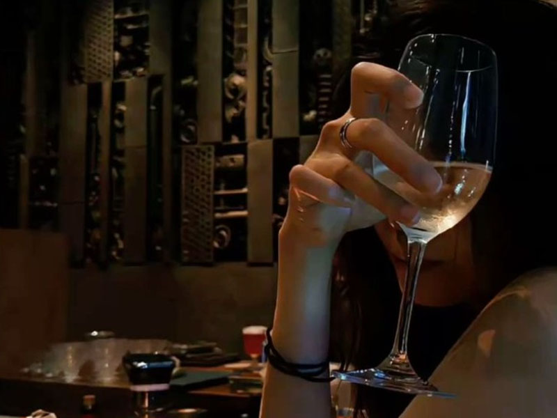 rượu vang cá chép trắng