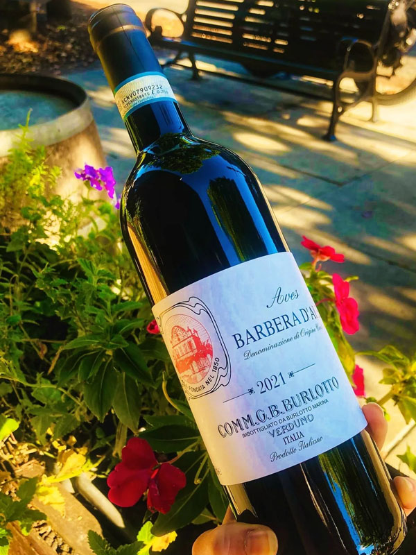 rượu vang comm. g.b. burlotto aves barbera d’alba rượu vang comm. g.b. burlotto aves barbera d’alba