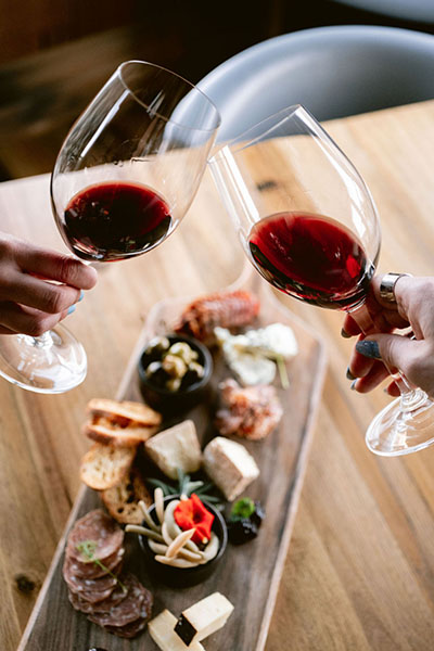 rượu vang d'arenberg the stump jump grenache shiraz mourvedre mclaren vale