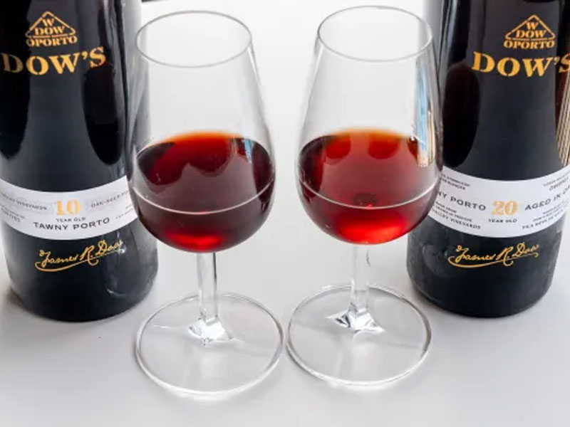 rượu vang dow’s 10 years old tawny port