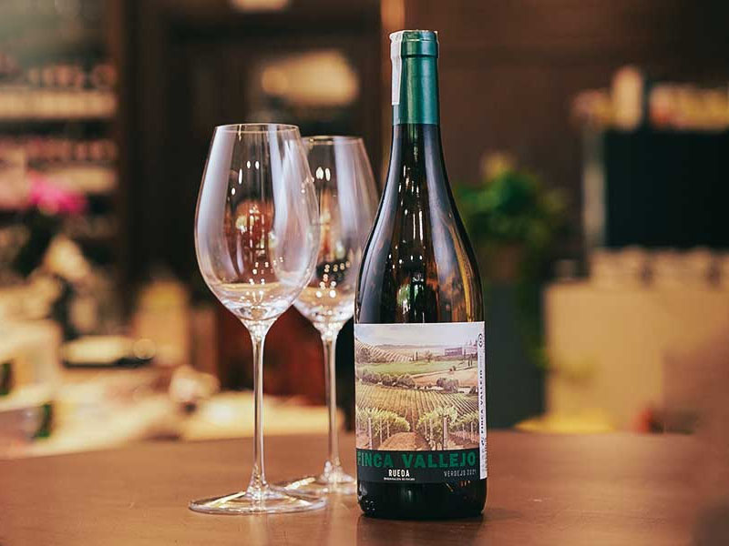 rượu vang finca vallejo rueda