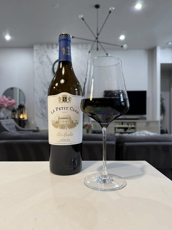 rượu vang le petit clos apalta rượu vang le petit clos apalta