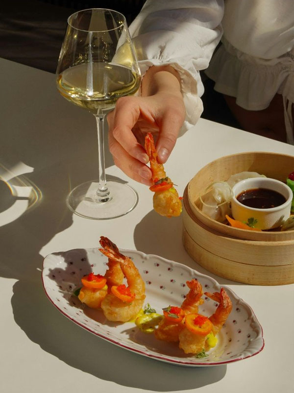 rượu vang my favorite neighbor chardonnay