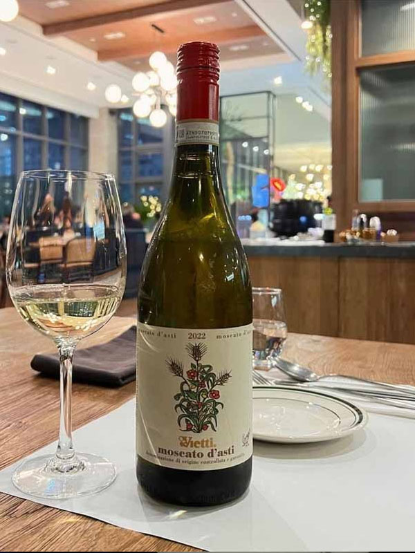 rượu vietti moscato d’asti