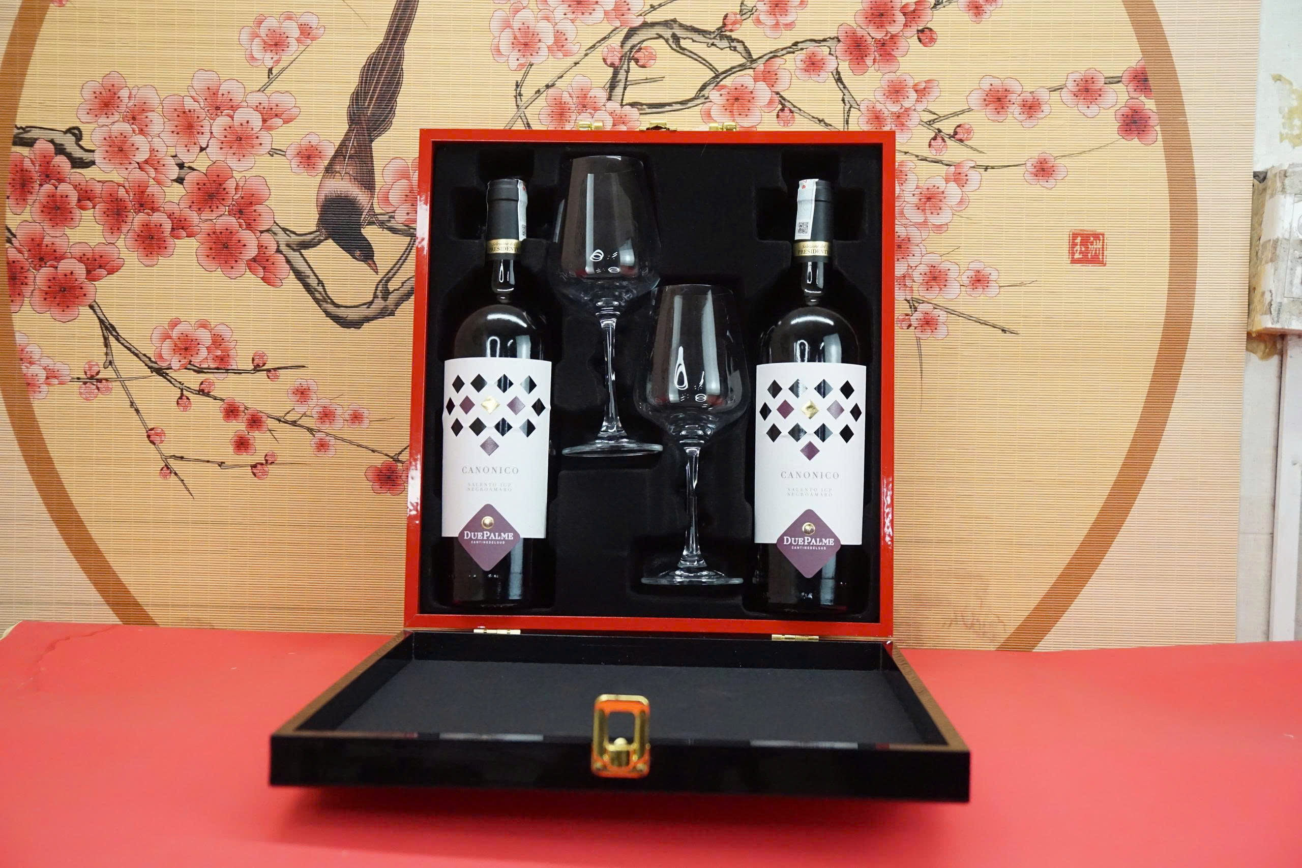 hộp quà tết 2026 rượu vang ý ms060