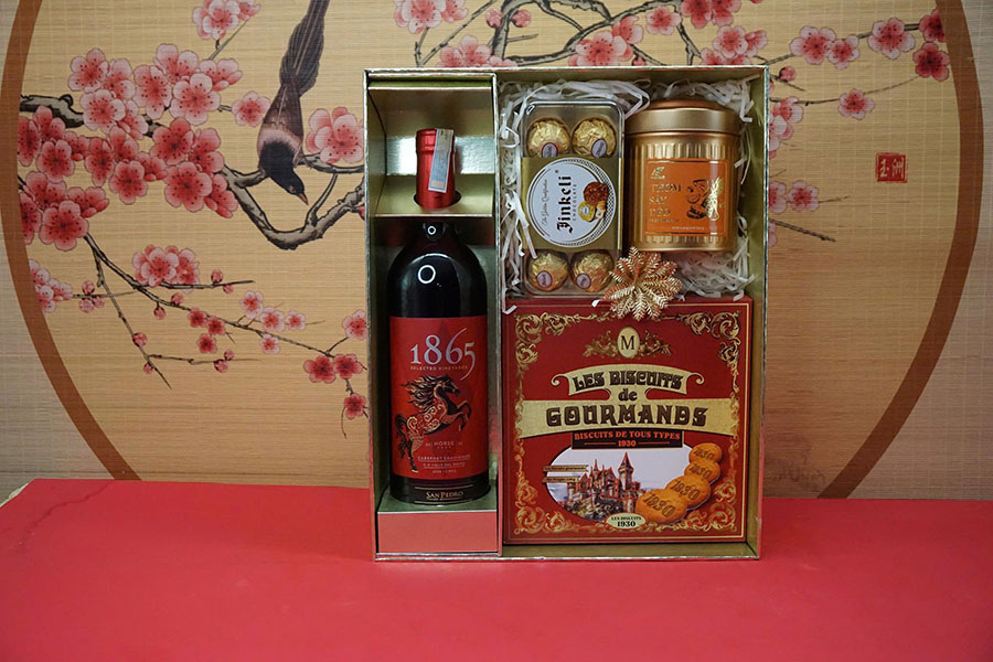 cửa hàng quà tết rượu vang lâu đời ở giảng võ - uy tín
