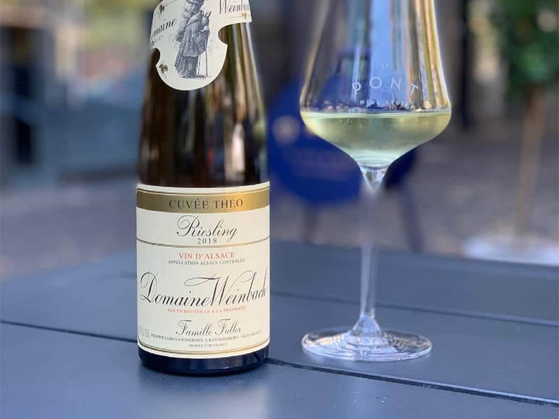 rượu vang domaine weinbach riesling