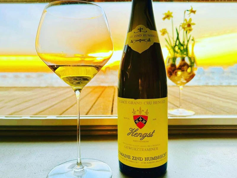 rượu vang domaine zind humbrecht hengst grand cru gewurztraminer