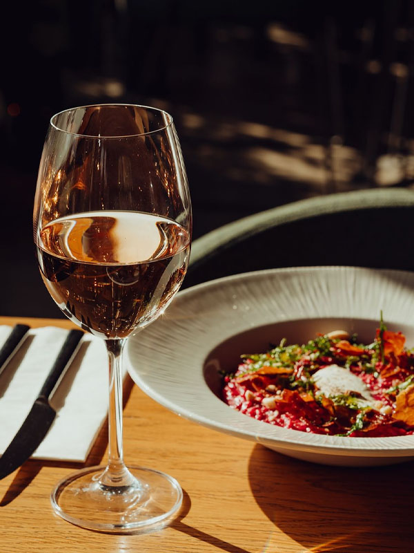 rượu vang famille perrin côtes-du-rhône réserve, rose