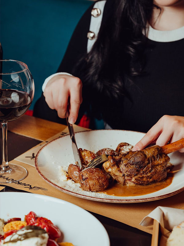 rượu vang la vieille ferme rouge rượu vang la vieille ferme rouge