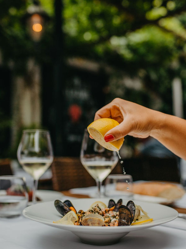 rượu vang le cabanon viognier