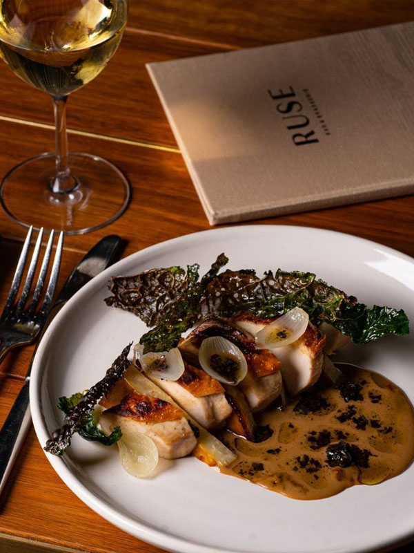 rượu vang maison les alexandrins saint-joseph blanc rượu vang maison les alexandrins saint-joseph blanc