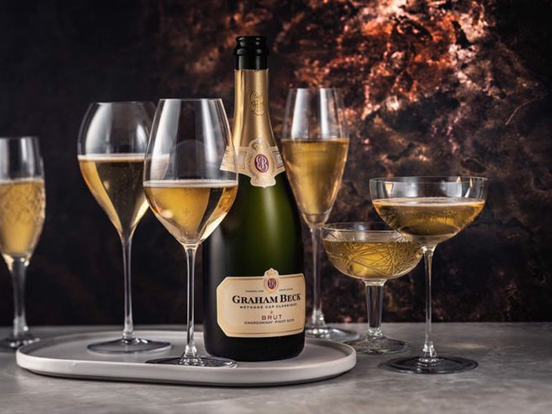 top các dòng rượu vang nổ (champagne) khai xuân cực chất Top các dòng rượu vang nổ (champagne) khai xuân cực chất