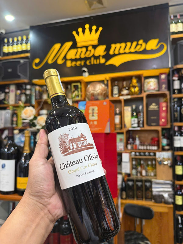 rượu vang đỏ château olivier grand cru classé 2010
