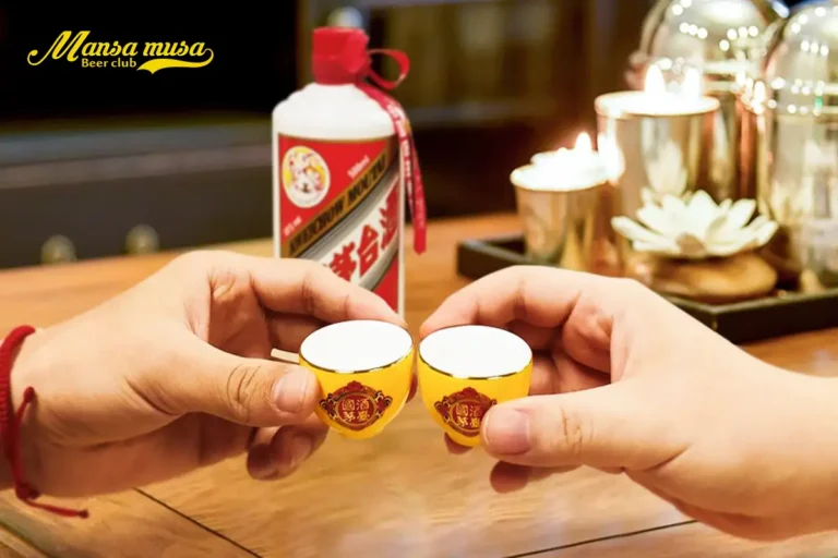 Cách uống rượu Mao Đài đúng chuẩn sành điệu nhất